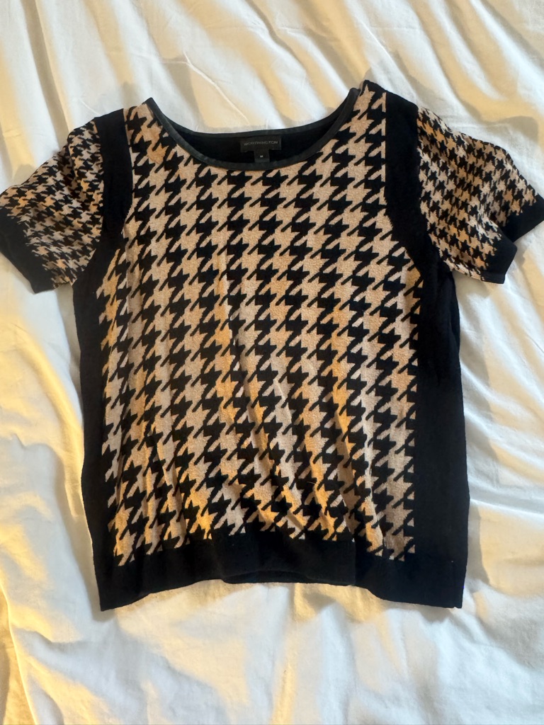 Worthington Short-Sleeve Houndstooth Knit Top - Black And Cream